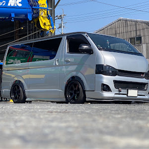 ハイエースバン