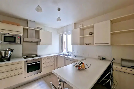 Apartment 5
