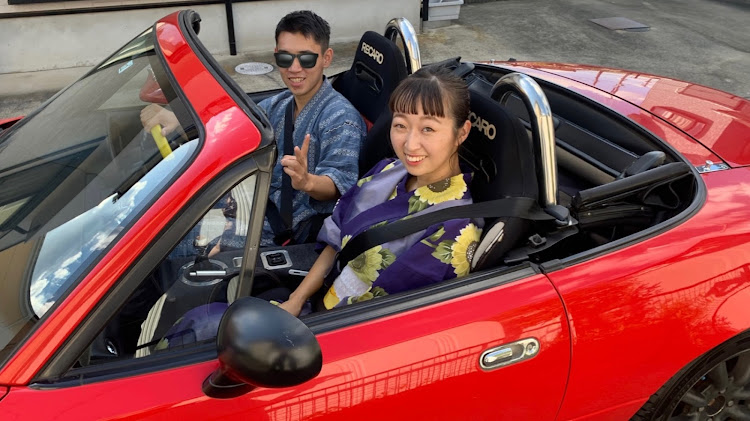 ロードスターの花火大会・浴衣・屋台・オープンカーのある生活に関するカスタム事例の投稿画像1枚目