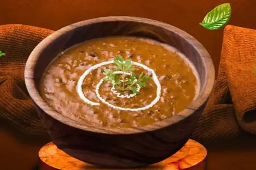 Dal Makhani With Tawa Roti