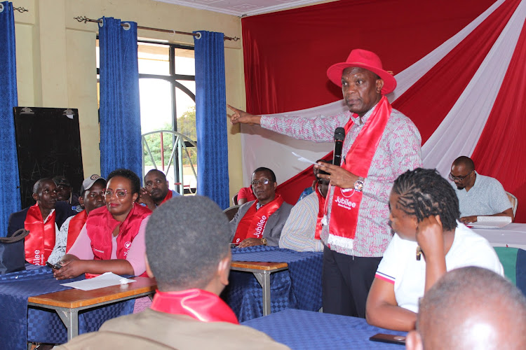 Jubilee party secretary general Jeremiah Kioni addressing party members in Murang'a town on December 15, 2023.