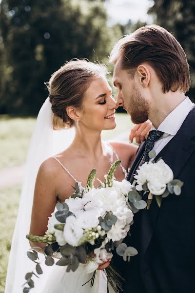 ช่างภาพงานแต่งงาน Kseniya Tischenko (treescode) ภาพเมื่อ 14 กรกฎาคม 2019