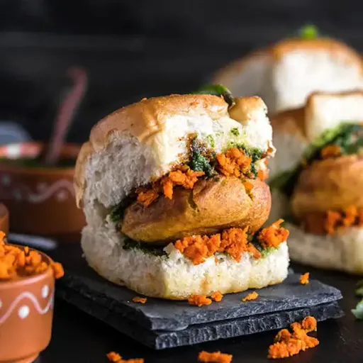 Masala Vada Pav