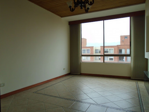 Apartamento En Arriendo - Ciudad Salitre Nororiental, Bogota