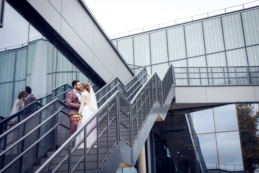 Fotógrafo de casamento Delana Romanova (delana). Foto de 3 de dezembro 2017