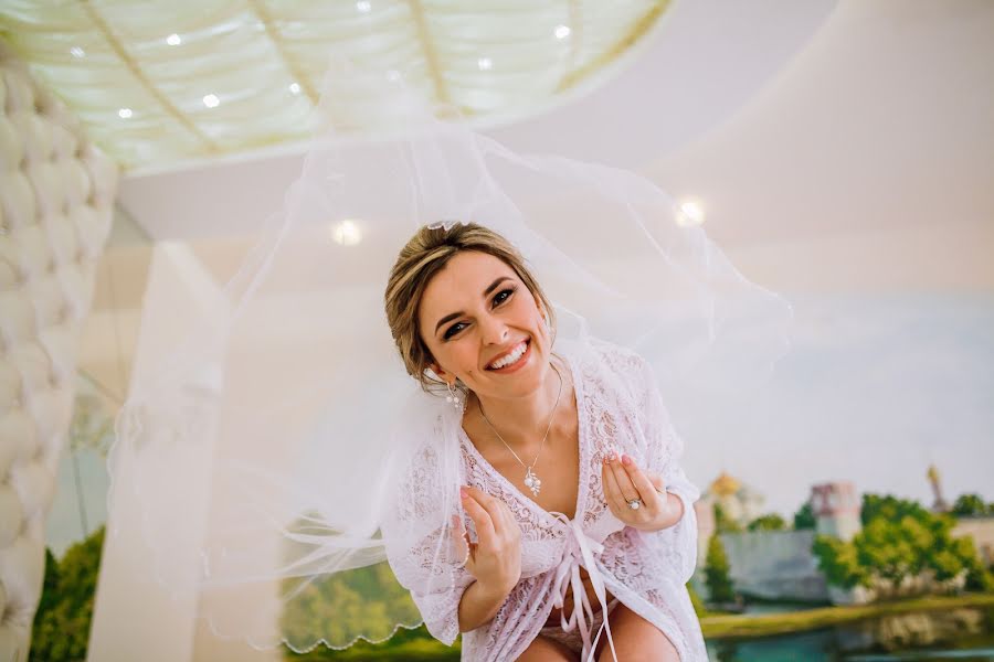 Wedding photographer Olga Voronenko (olgaphoto555). Photo of 19 April 2018