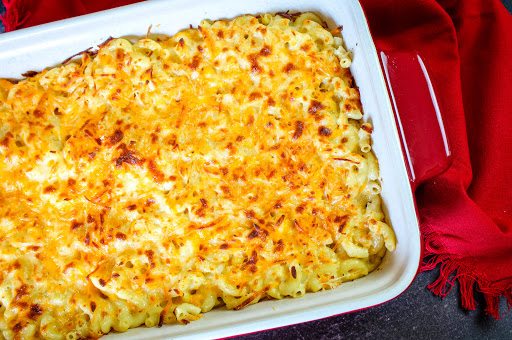 Mi-Mi's Mac and Cheese Please ready to be served.