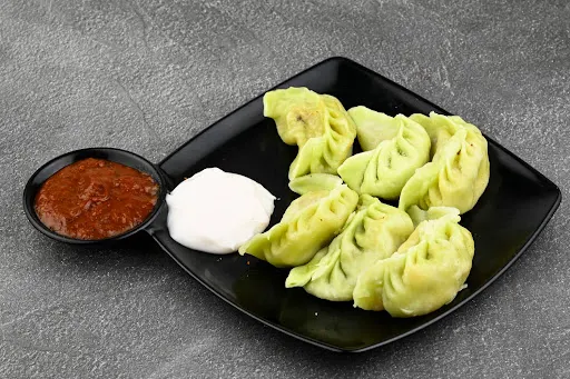 Veg Steamed Momos [6 Pieces]