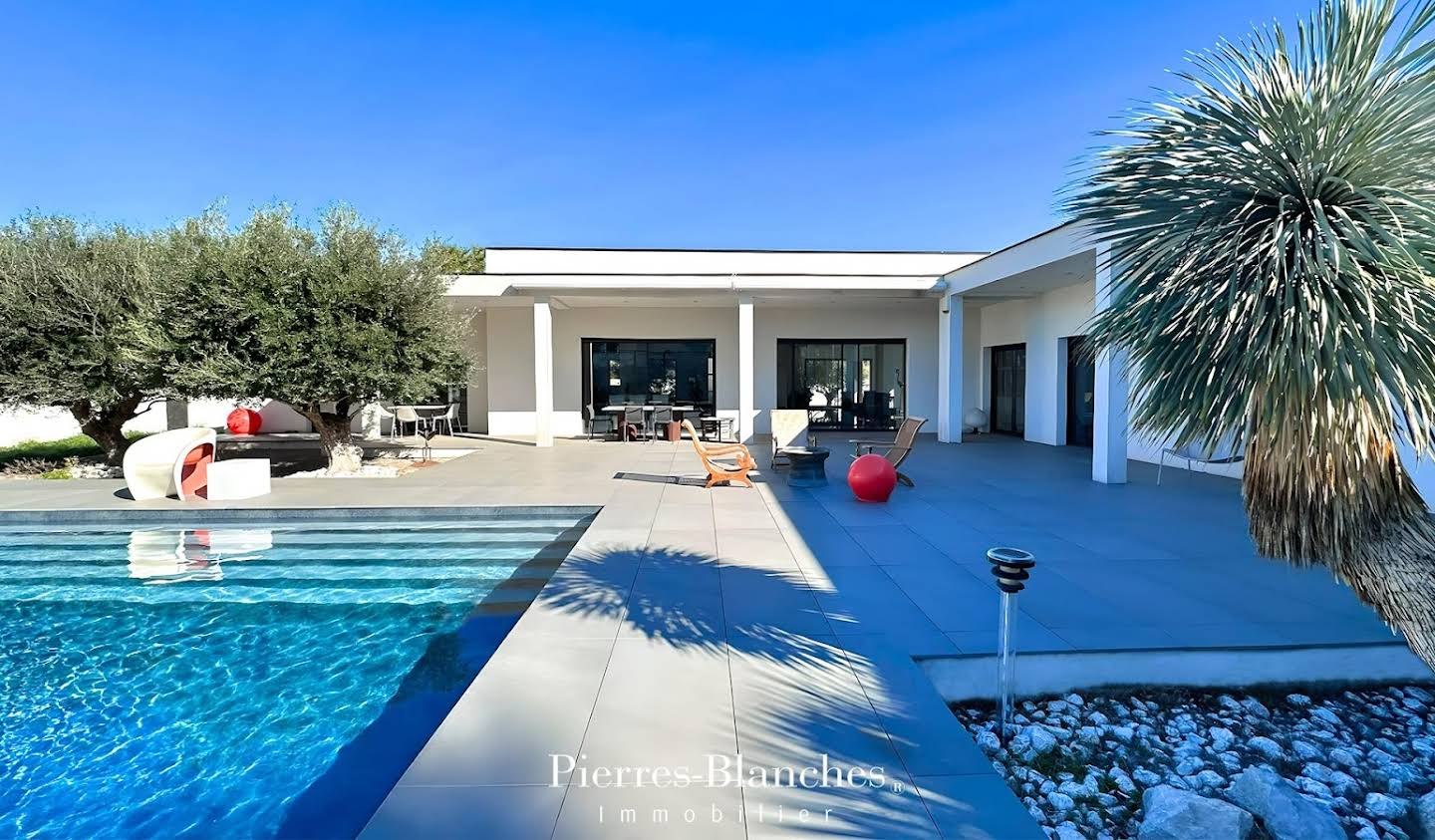 House with pool and terrace Le Cap d'Agde