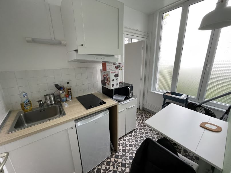 Location meublée appartement 2 pièces 17.15 m² à Lille (59000), 495 €