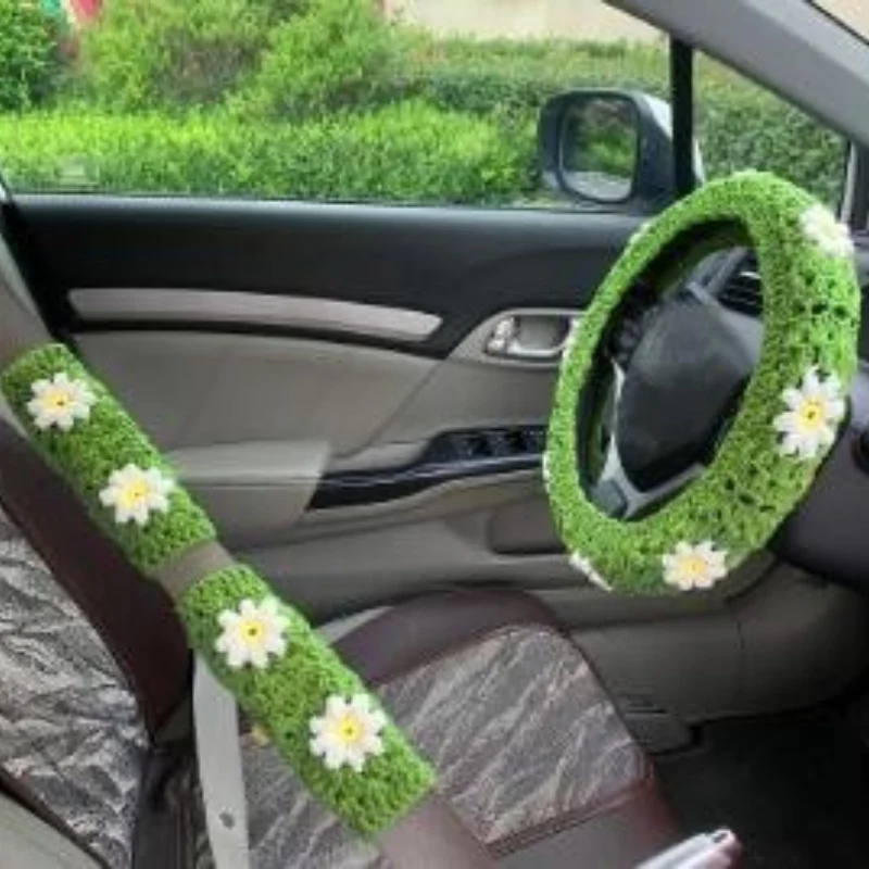 Handgehaakte bloemen stuurwiel hoes voor auto interieur, warm en antislip, comfortabele grip, stijlvol design.