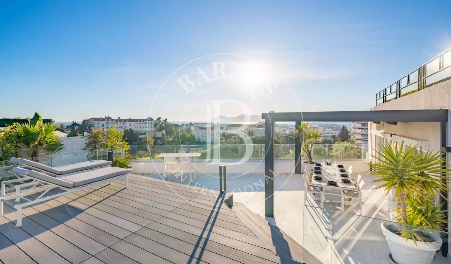 Apartment with terrace Cannes