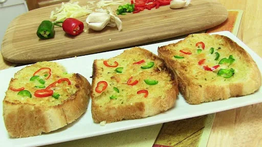 Cheese Chilly Garlic Bread