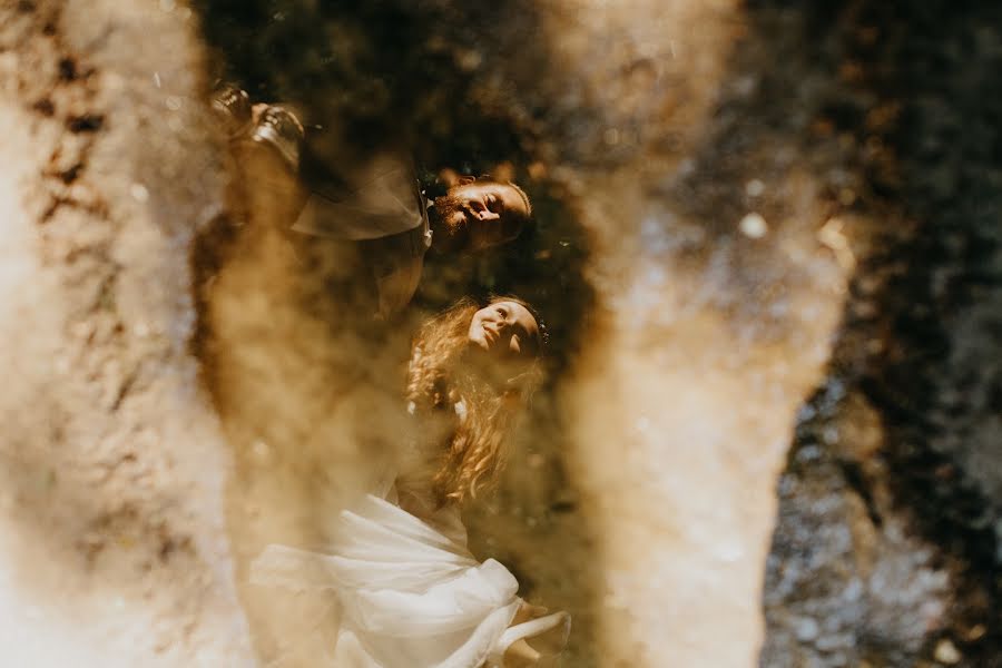 Fotografo di matrimoni Yuliya Bahr (ulinea). Foto del 11 maggio 2021