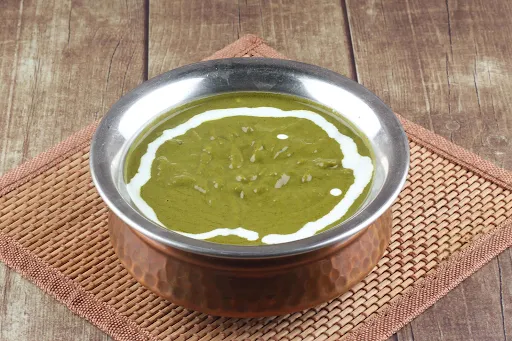 Makki Ki Roti With Sarson Ka Saag