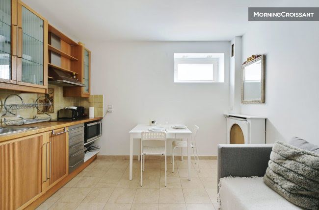 Location meublée appartement 2 pièces 40 m² à Paris 17ème (75017), 2 200 €