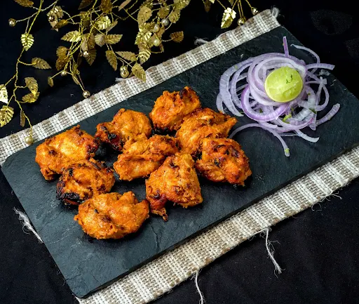 Dhuandhar Murg Tikka