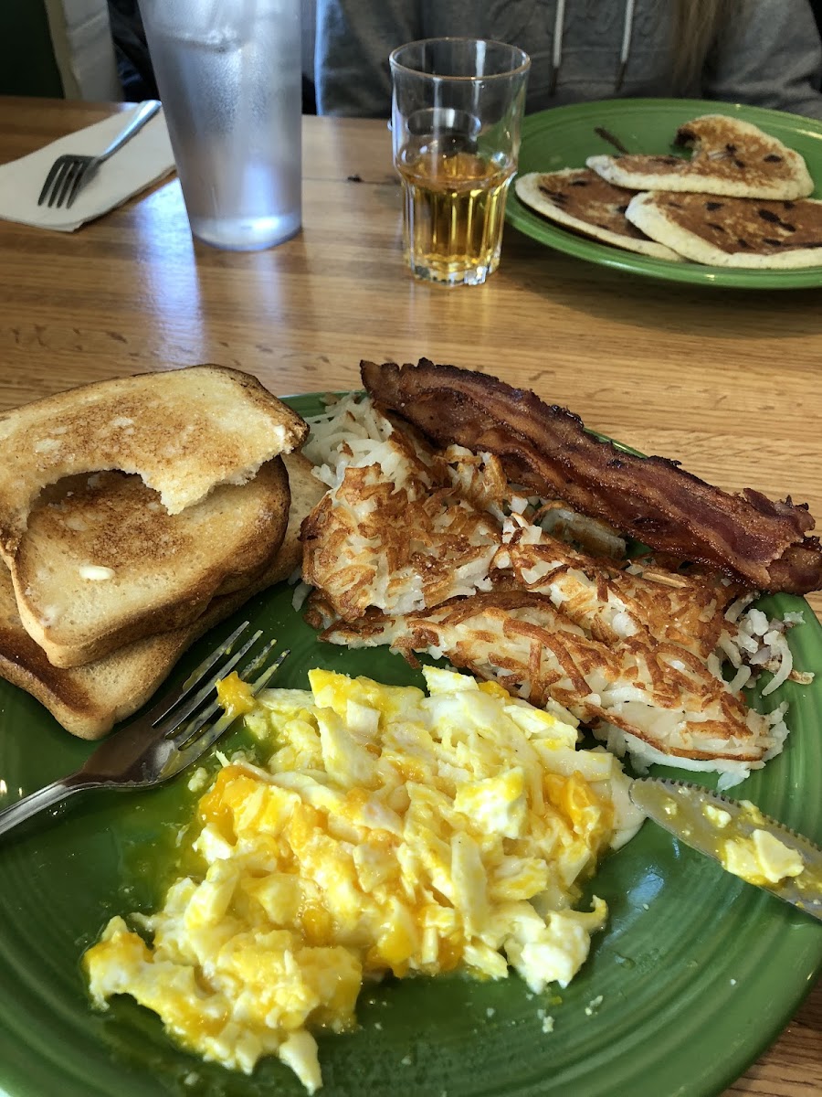 Eggs cooked perfectly and awesome flavor, bacon is delicious, Hash browns delicious and the toast was really good also!  Can't say enough about how great this place is!