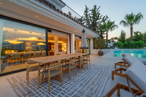 Maison avec piscine et jardin 3