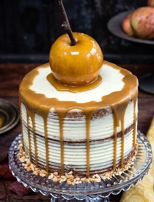 Caramel Apple Cake