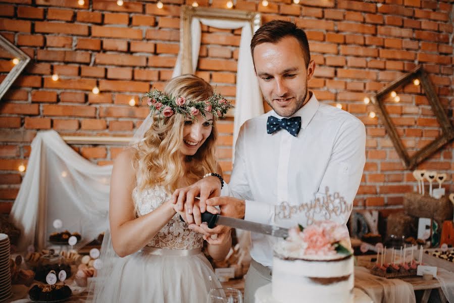 Fotografo di matrimoni Káťa Barvířová (opuntiaphoto). Foto del 13 agosto 2018