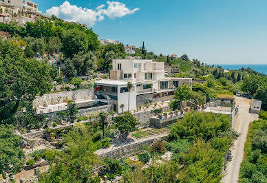 Villa with garden and terrace 5