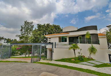 Apartment with terrace and pool 2