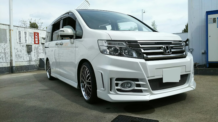 ステップワゴンの2018ベストショット・たまに乗る旧車😱💦・お笑い部門にエントリー😁✌に関するカスタム事例の投稿画像2枚目