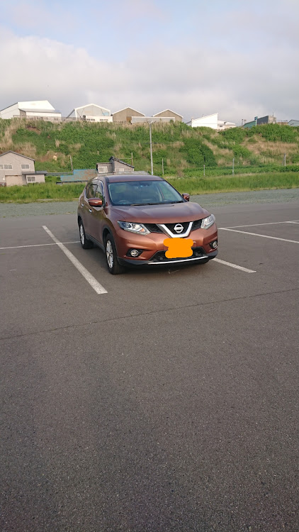 エクストレイルの北海道・海・ゴールデンビーチ・黄金岬・夏に関するカスタム事例の投稿画像1枚目