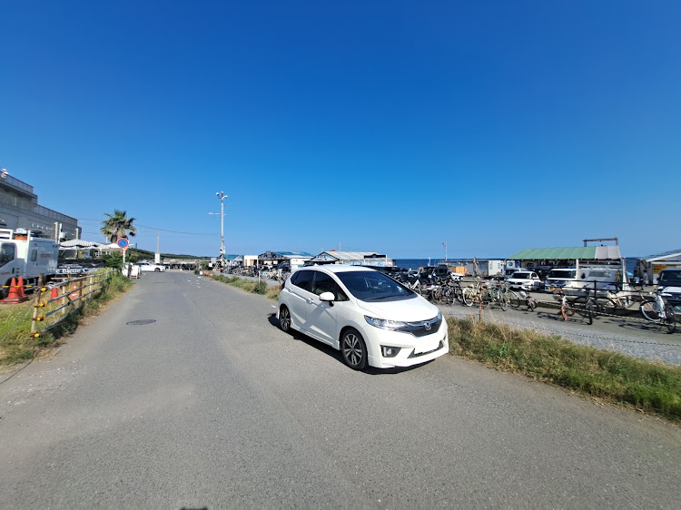 フィットの暑い、、暑いぞおおお！！・茅ヶ崎海岸海岸🌊🏖️⛵・8月もよろしくお願いします・OAKLEYに関するカスタム事例の投稿画像3枚目