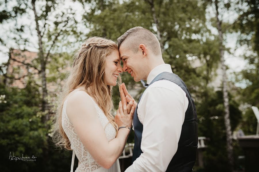 Fotografo di matrimoni Harald Brendel (hbpicturesde). Foto del 2 ottobre 2019