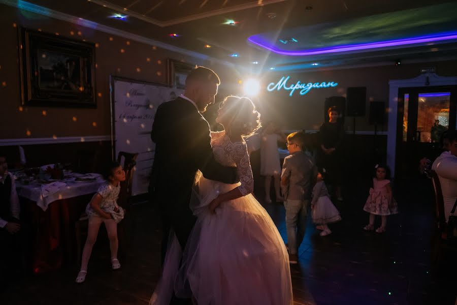 Wedding photographer Ilmira Tyron (tyronilmir4ik). Photo of 19 August 2018