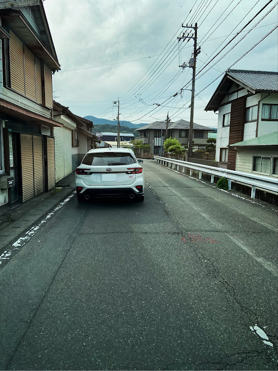 レヴォーグのドライブ・愛車のお尻・田舎の風景・sti・梅雨入りに関するカスタム事例の投稿画像1枚目