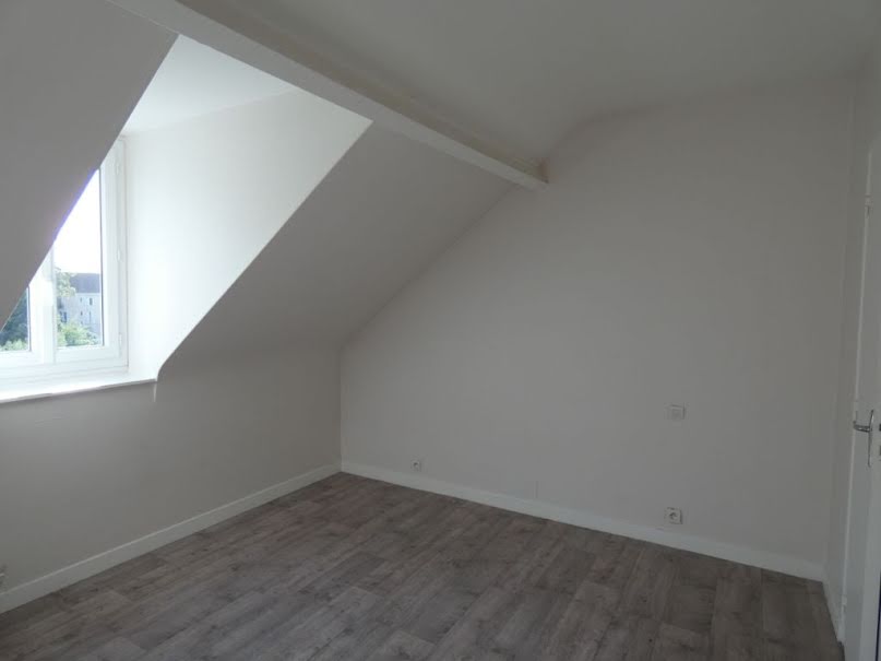 Location  appartement 1 pièce 18 m² à Chateau-thierry (02400), 373 €