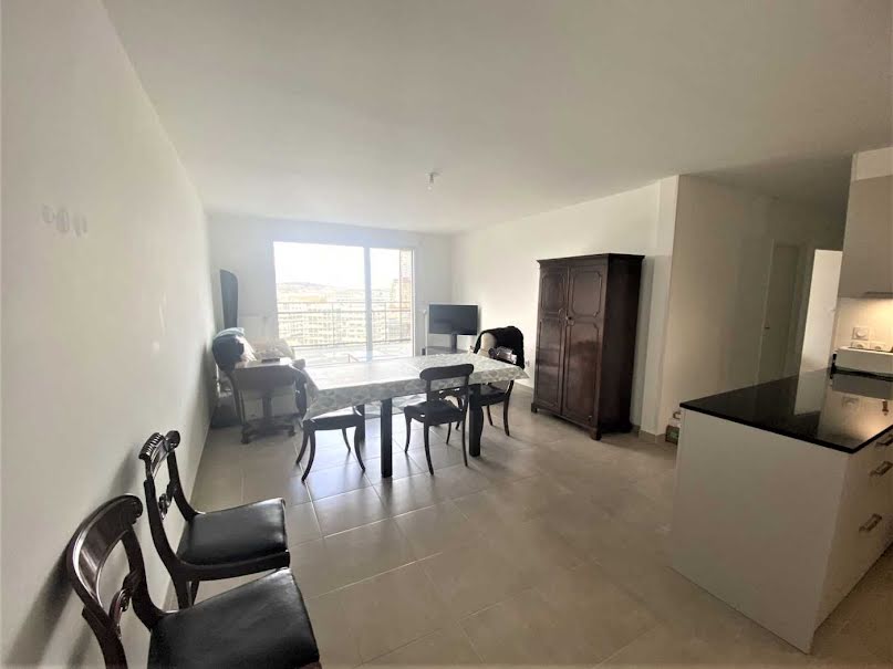 Location meublée appartement 3 pièces 70 m² à Issy-les-Moulineaux (92130), 2 480 €