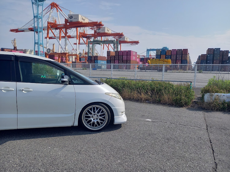 エスティマのソロカメ活・ドライブ・ふ頭エリア・７月もよろしくお願いいたします・いつもイイネ&コメントありがとうございます🙇‍♂️に関するカスタム事例の投稿画像2枚目