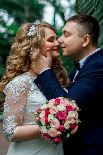 Wedding photographer Yana Novickaya (novitskayafoto). Photo of 9 April 2019