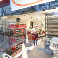 Uncle Tetsu's Café 徹思叔叔的咖啡廳