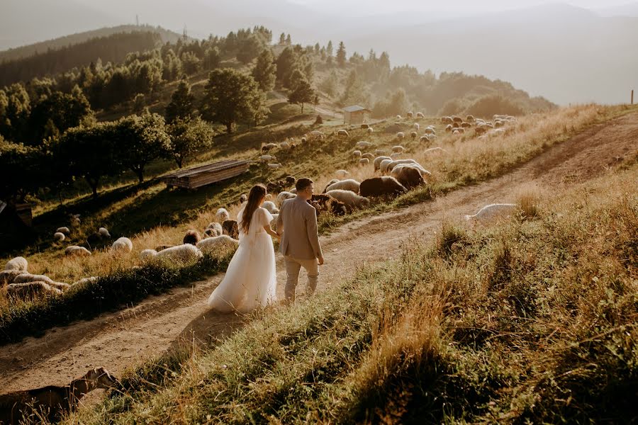 Bryllupsfotograf Nata Kashevko (ptashka). Bilde av 12 september 2021