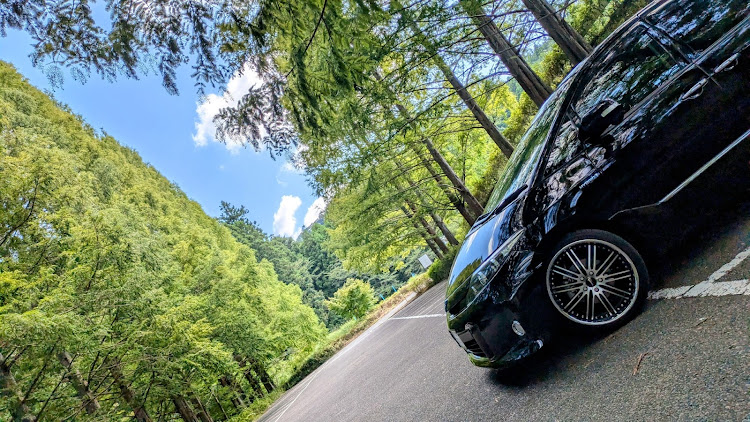 エスティマのお盆休み・夏休み・暑い、、暑いぞおおお！！・ドライブ・夏っぽい写真展に関するカスタム事例の投稿画像2枚目