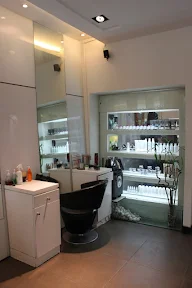 Looks Unisex Salon photo 4