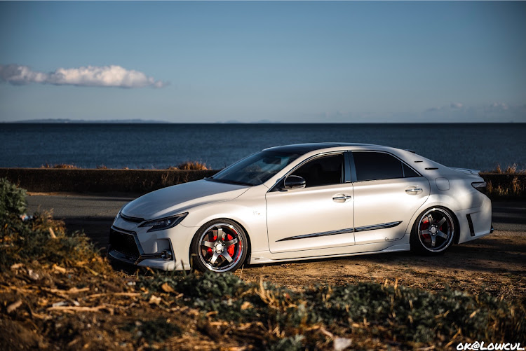 マークX G'sのマリーナ河芸・アドバンGT・レッドメモリー・ドライブに関するカスタム事例の投稿画像4枚目