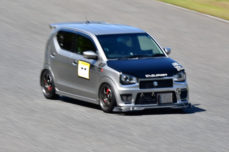 アルトワークスのセントラルサーキット・K-carミーティング・アルトワークストロフィー・レース・K-CAR MEETINGに関するカスタム事例の投稿画像8枚目