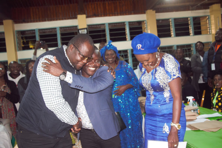 Migori governor-elect Ochillo Ayacko, senator-elect Eddy Oketch and woman represent-elect Fatuma Mohammed share a light moment.