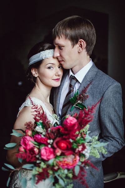 Fotógrafo de casamento Sergey Narevskikh (narevskih). Foto de 31 de maio 2015