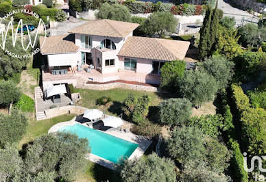 House with pool and terrace 3