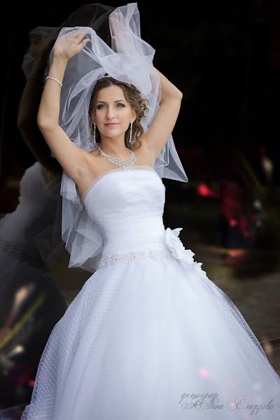 Fotografer pernikahan Arina Elizarova (linusik). Foto tanggal 15 Mei 2015