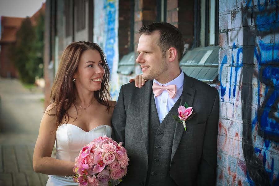 Wedding photographer Janusz Siemieński (januszsiemienski). Photo of 10 March 2020