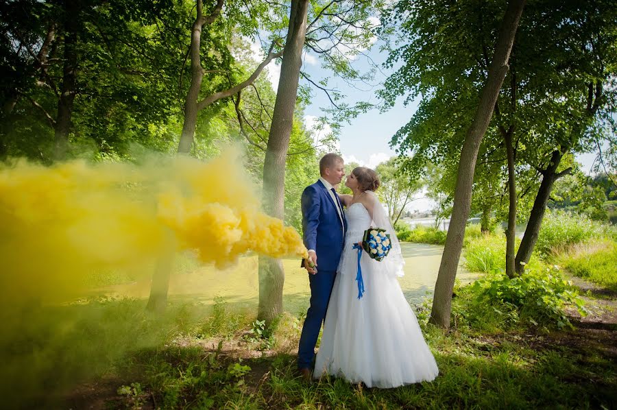 Wedding photographer Dmitriy Sapozhnikov (sapojnikov). Photo of 29 July 2015