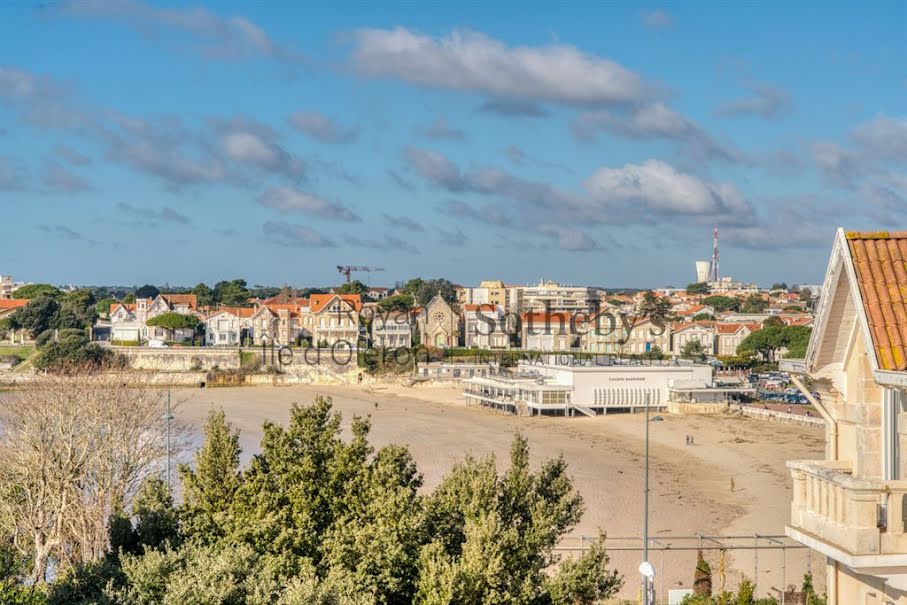 Vente villa 10 pièces 220 m² à Royan (17200), 1 155 000 €